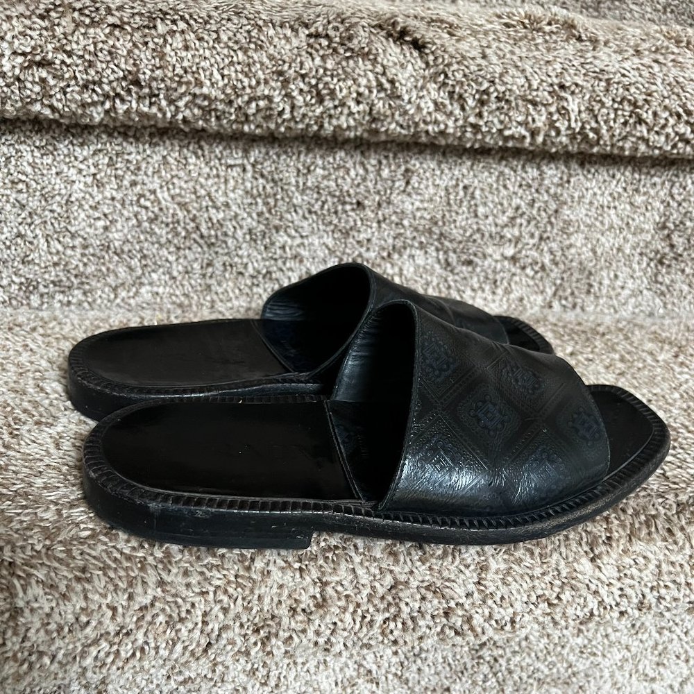 Prada Men's Black/Blue Trim Leather Open Toe Slip On Slides Sandals.